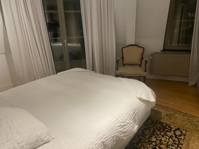 Duplex Dernier Etage Avec Terasse A Deux Pas De La Grand Place Bruxelles Exterior foto